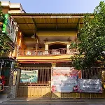Oyo 3727 Homestay Gayatri Sawojajar