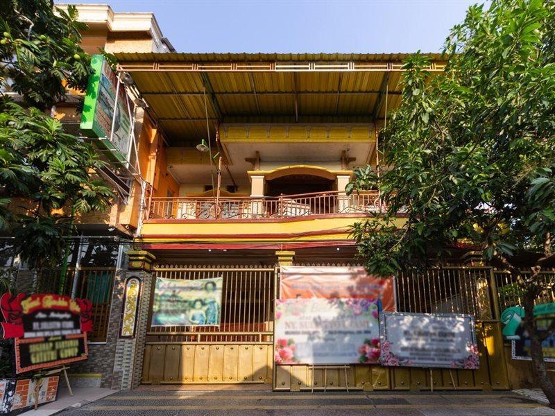 Hotel Oyo 3727 Gayatri Sawojajar Malang